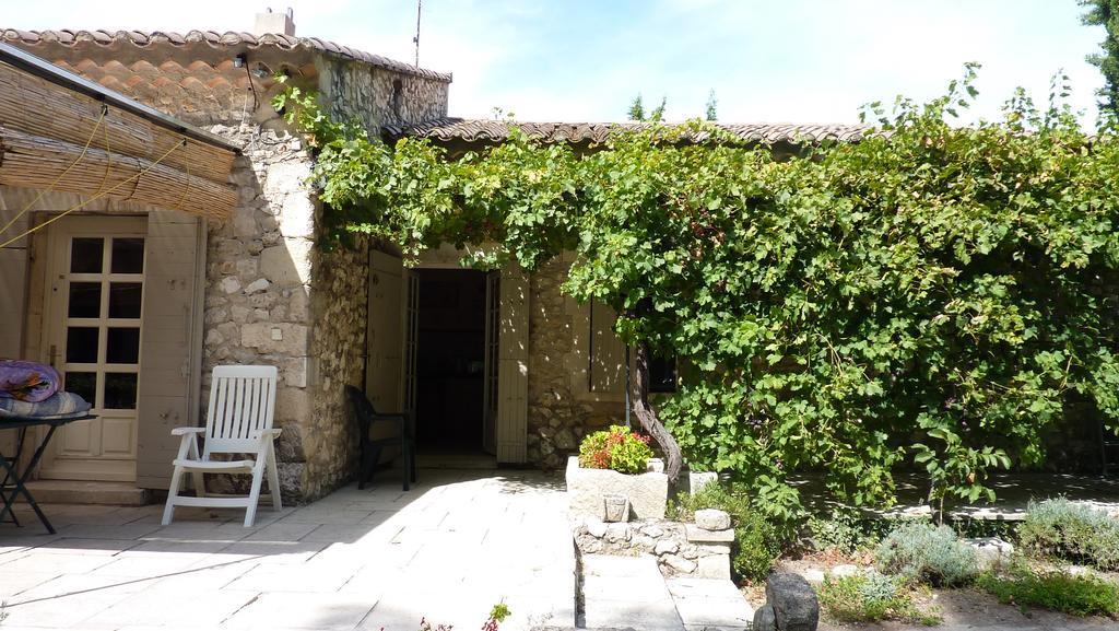 Mas Grimaud - Gite- Et D'hotes Familiales * Eygalières