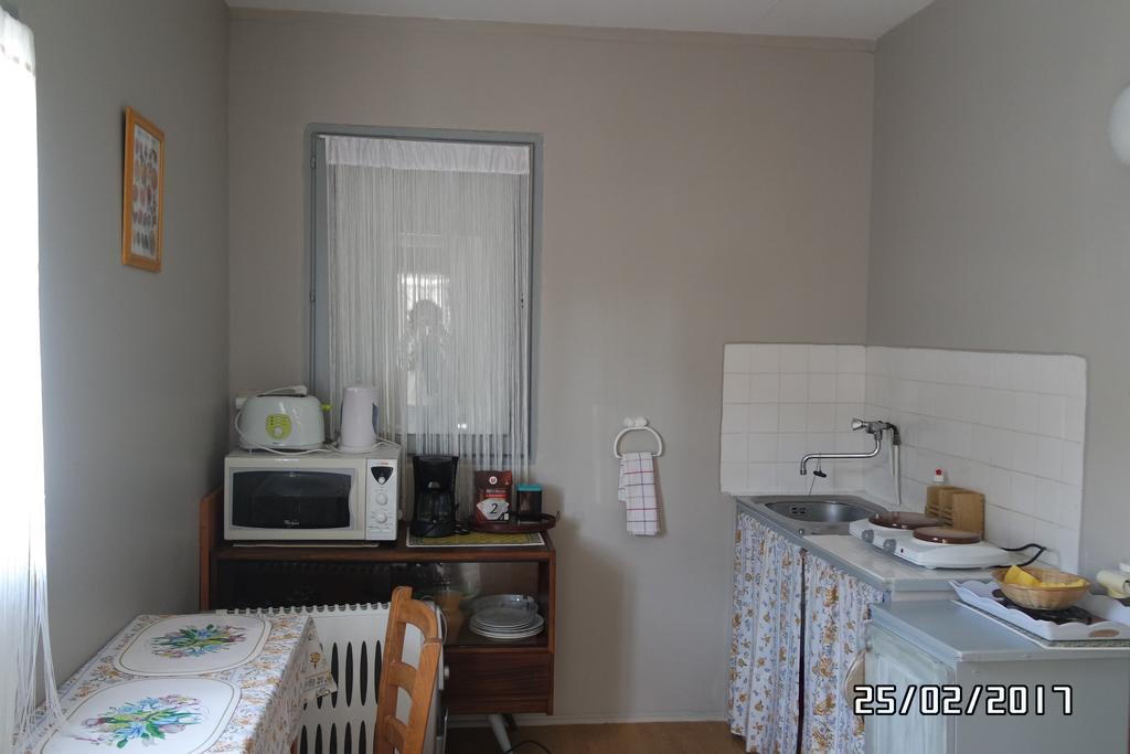 Bed & Breakfast Mas Grimaud - Gite- Et D'hotes Familiales