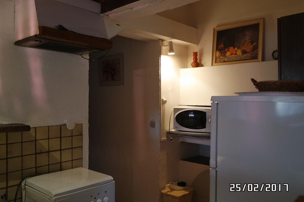 Bed & Breakfast Mas Grimaud - Gite- Et D'hotes Familiales *