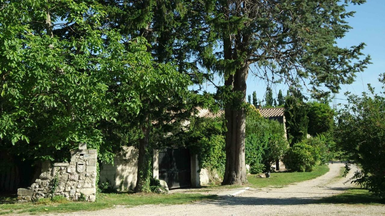Mas Grimaud - Gite- Et D'hotes Familiales Eygalières
