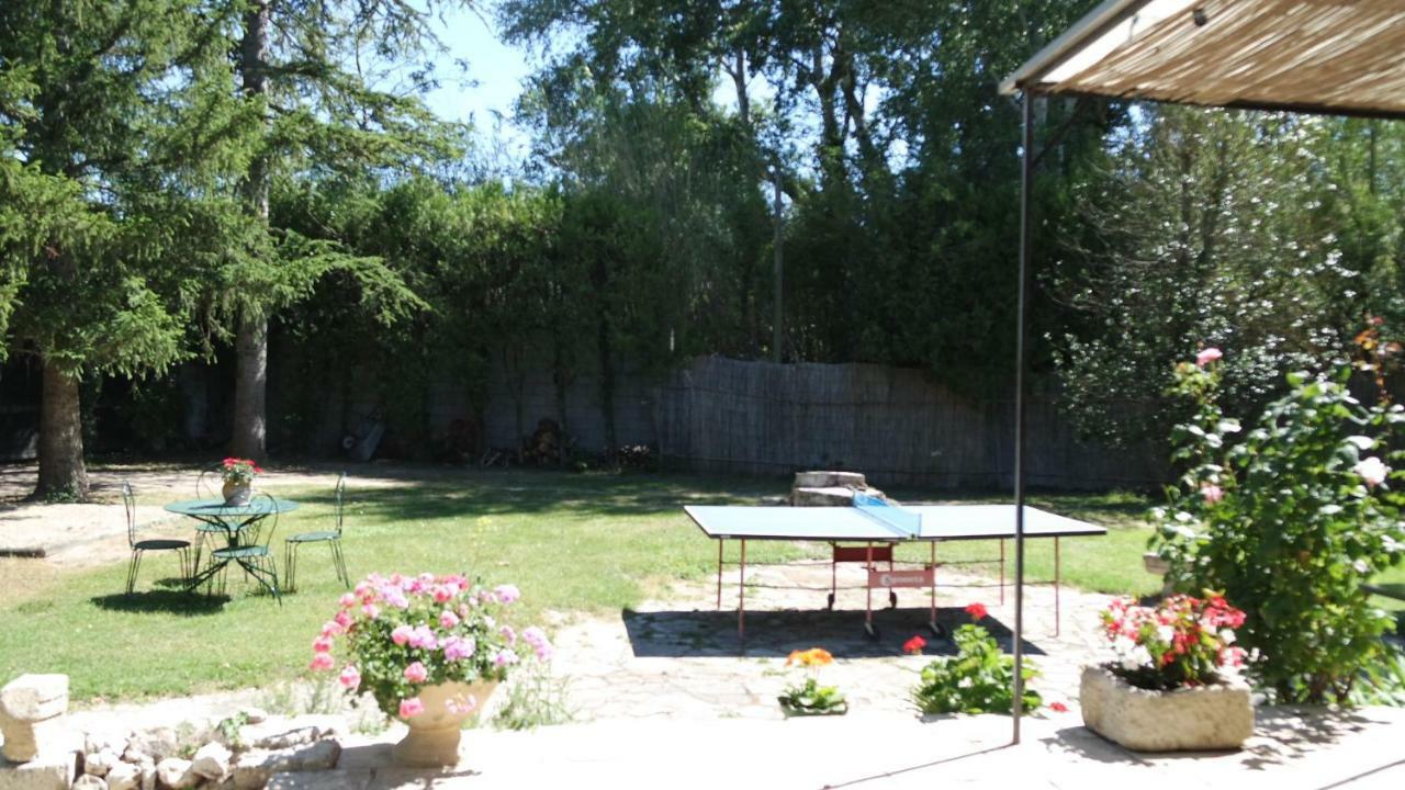 Bed & Breakfast Mas Grimaud - Gite- Et D'hotes Familiales Eygalières