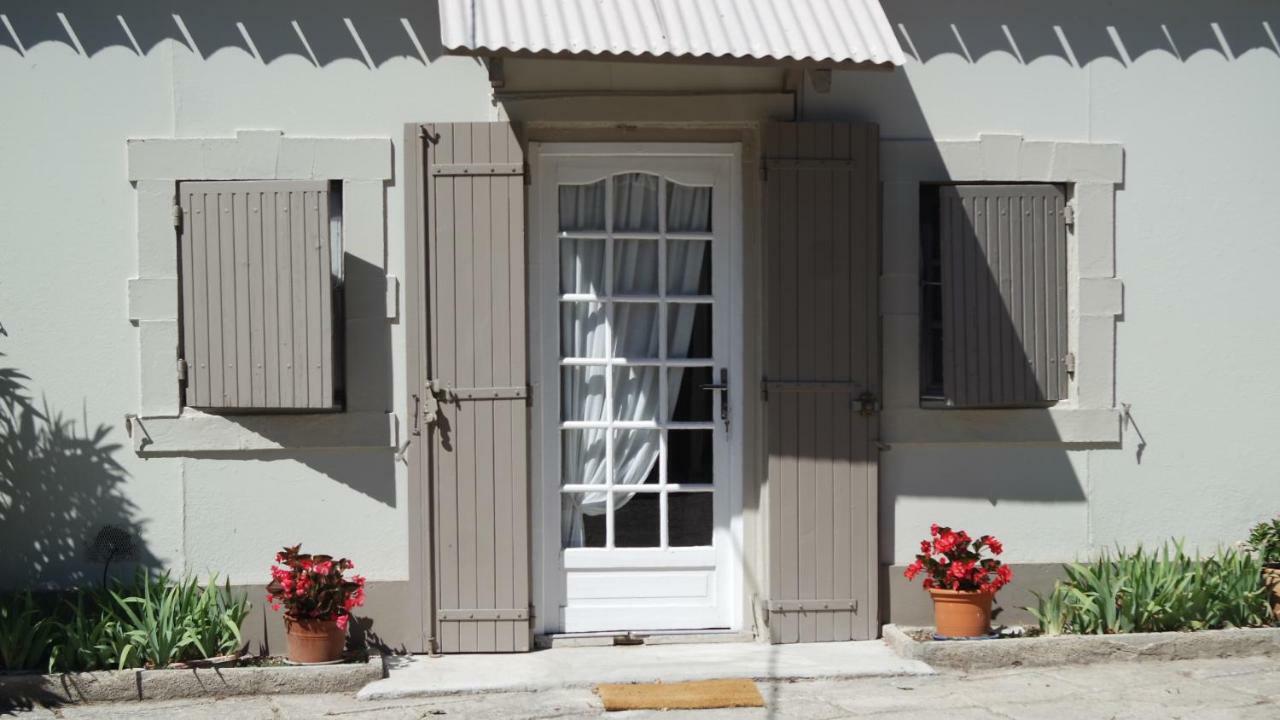 Mas Grimaud - Gite- Et D'hotes Familiales Bed & Breakfast