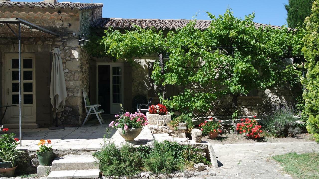 Bed & Breakfast Mas Grimaud - Gite- Et D'hotes Familiales *
