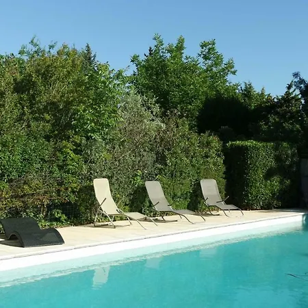Mas Grimaud - Gite- Studio Et Chambres D'Hotes Familiales Eygalières Exterior foto