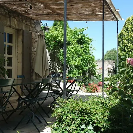 Mas Grimaud - Gite- Studio Et Chambres D'Hotes Familiales Eygalières Exterior foto