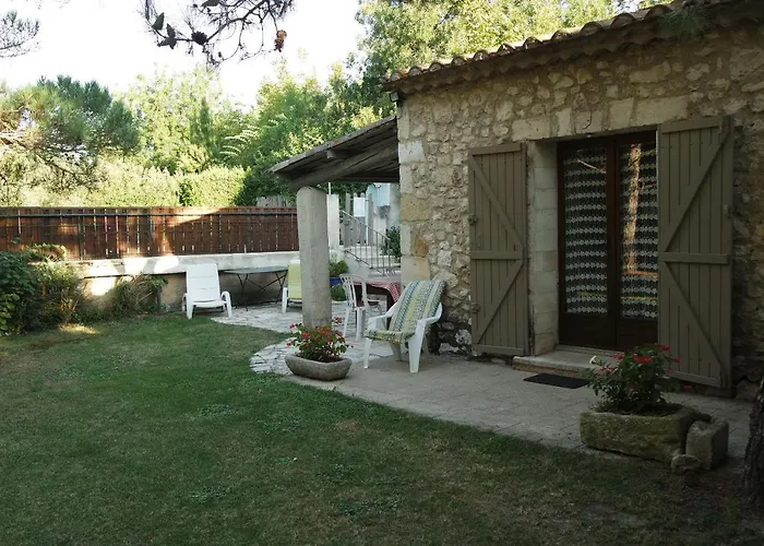 Mas Grimaud - Gite- Studio Et Chambres D\'Hotes Familiales