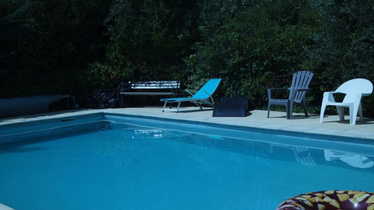 Mas Grimaud - Gite- Et D'hotes Familiales *